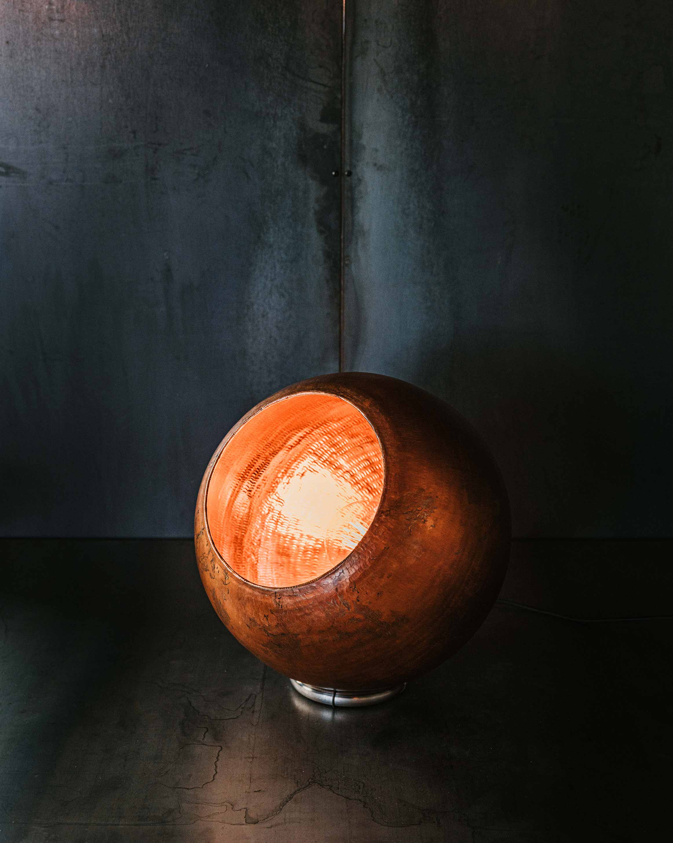 Dökka koparljósið - handgerðog einstök fyrir falleg heimili