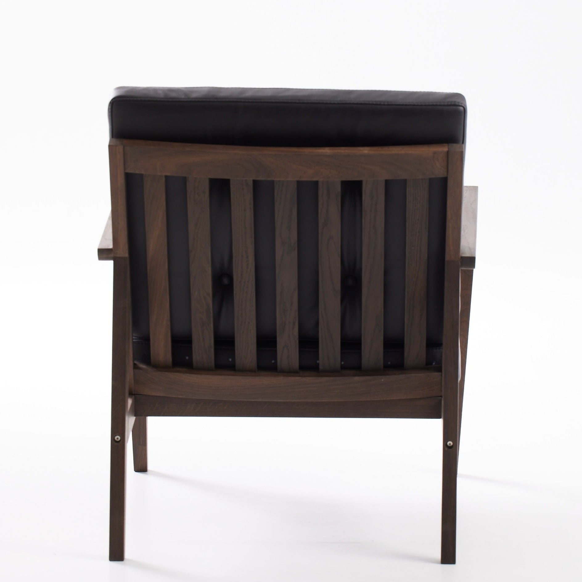 AXEL hægindastóllinn - Reykt eik