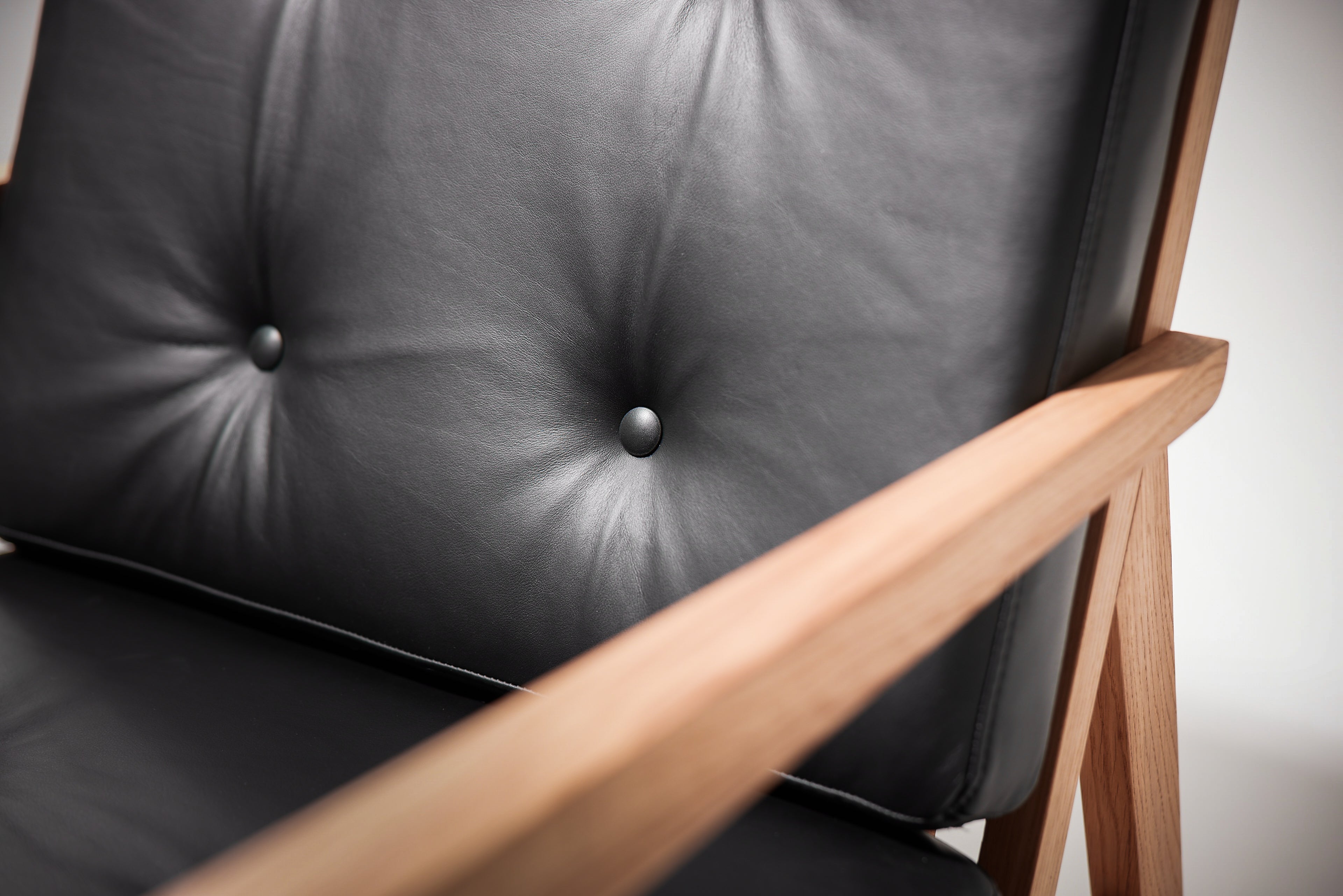 AXEL hægindastóllinn - Ljós eik