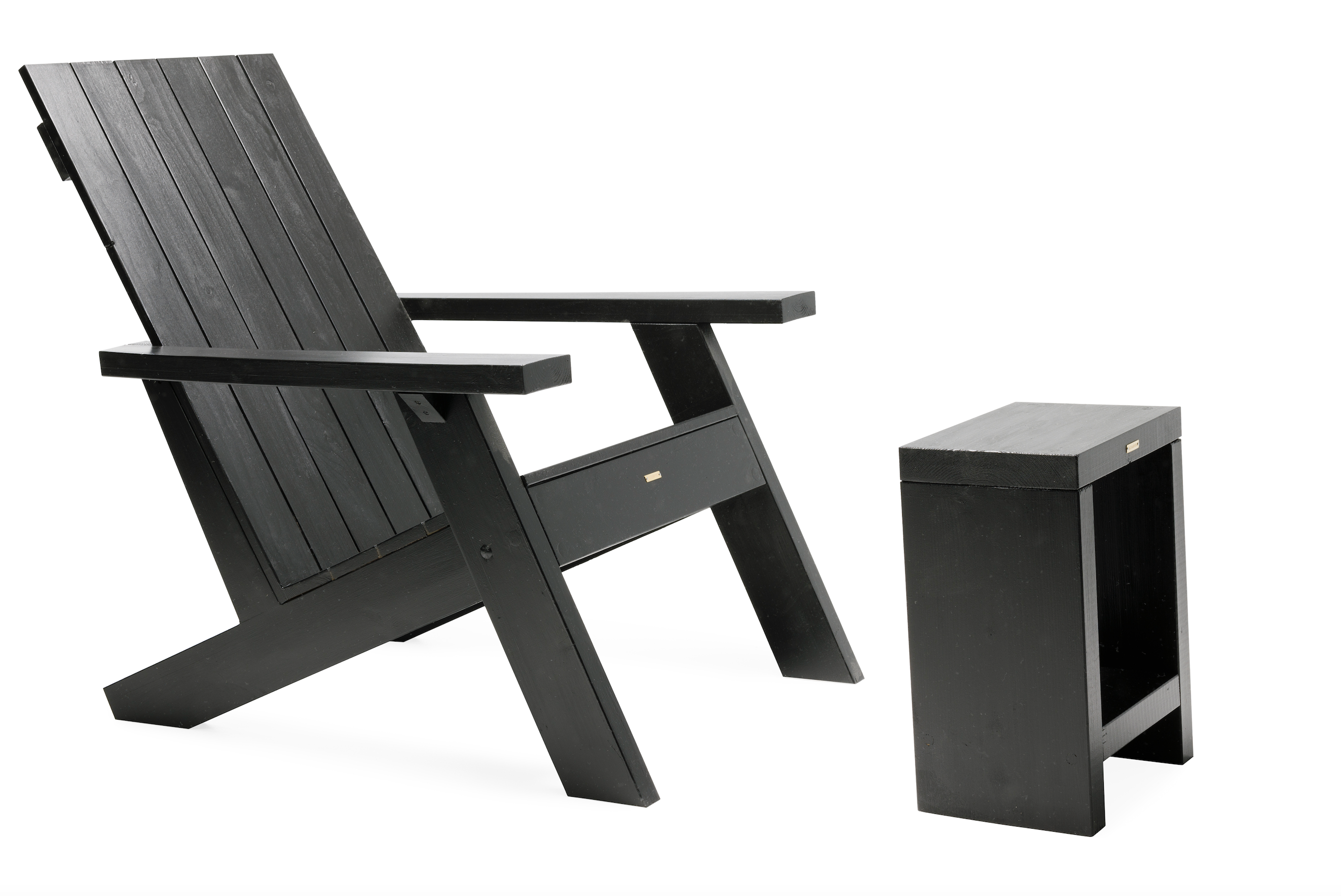 STÓRI OG STERKI STÓLINN