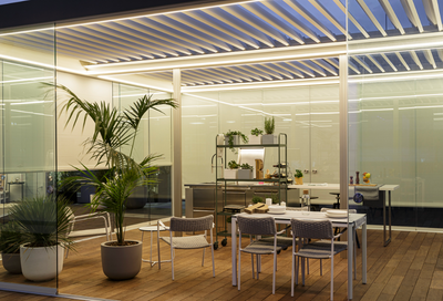 Útieldhús í fallegu garðhúsi